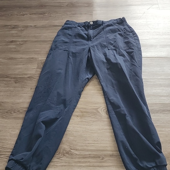 NWOT  Women's Mid Rise Utility  Cargo Pant - Picture 4 of 7